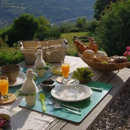 D'hotes Grange De La Bastide Bed & Breakfast Laveissiere